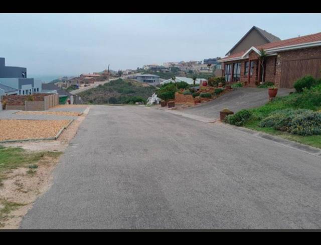 LAND FOR SALE IN DANA BAY